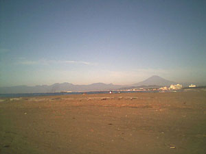 サザンビーチ、茅ケ崎漁港から